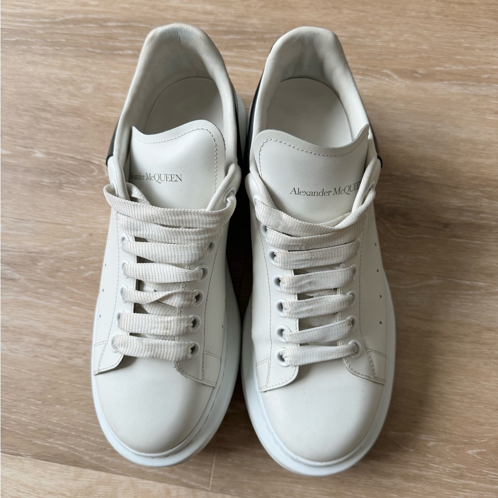 Alexander MCqueen